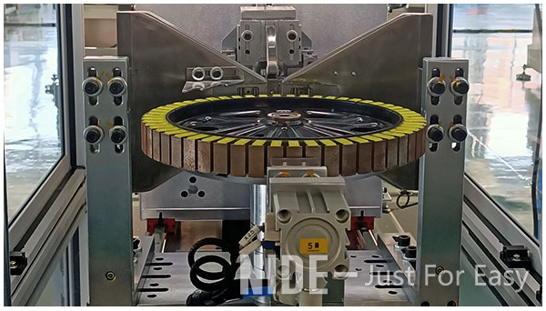 Wheel hub motor winding machine.jpg